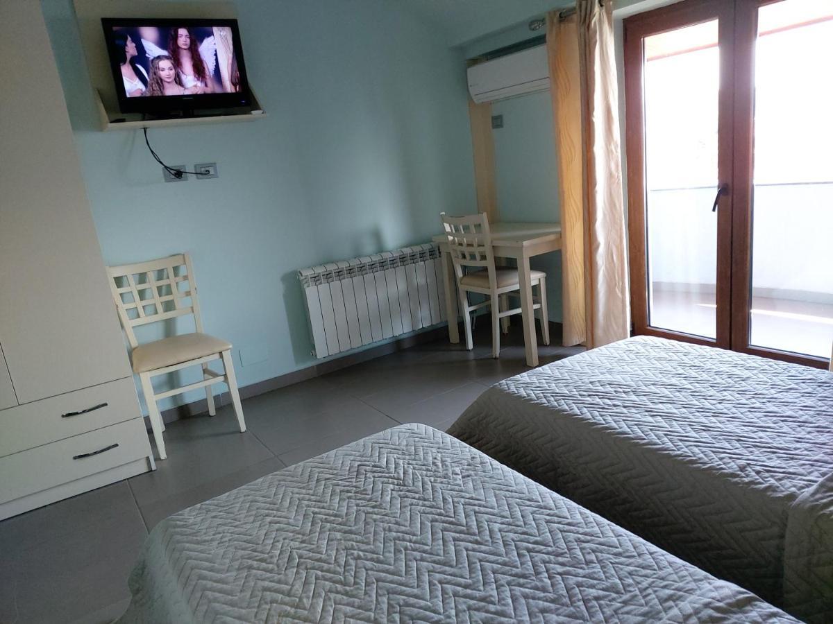 Hotel Piazza Peshkopi Екстериор снимка