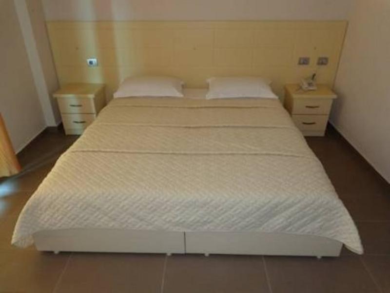 Hotel Piazza Peshkopi Екстериор снимка
