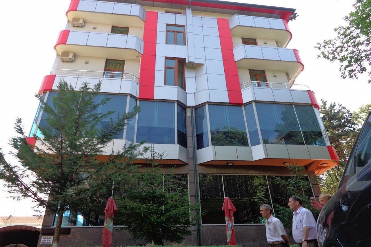 Hotel Piazza Peshkopi Екстериор снимка